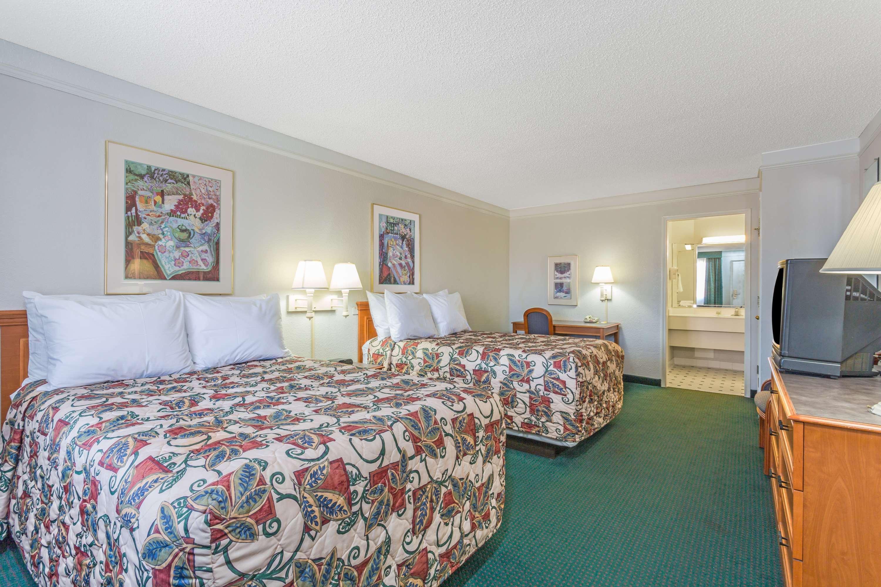 Econo Lodge Richmond-North Chesterfield Exterior foto